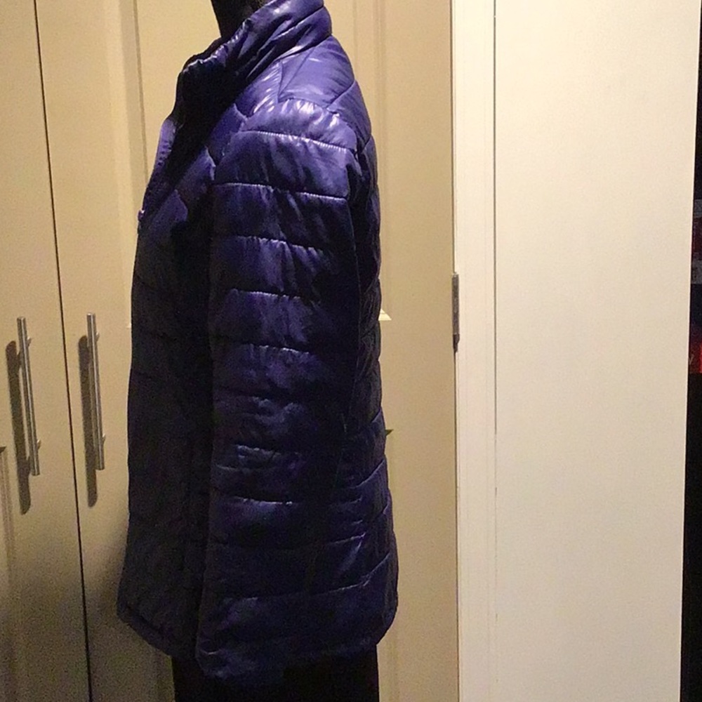 Puffer Jacket - Picture 2 of 4